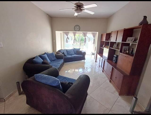 2 BEDROOM APARTMENT FOR SALE IN DUNCANVILLE